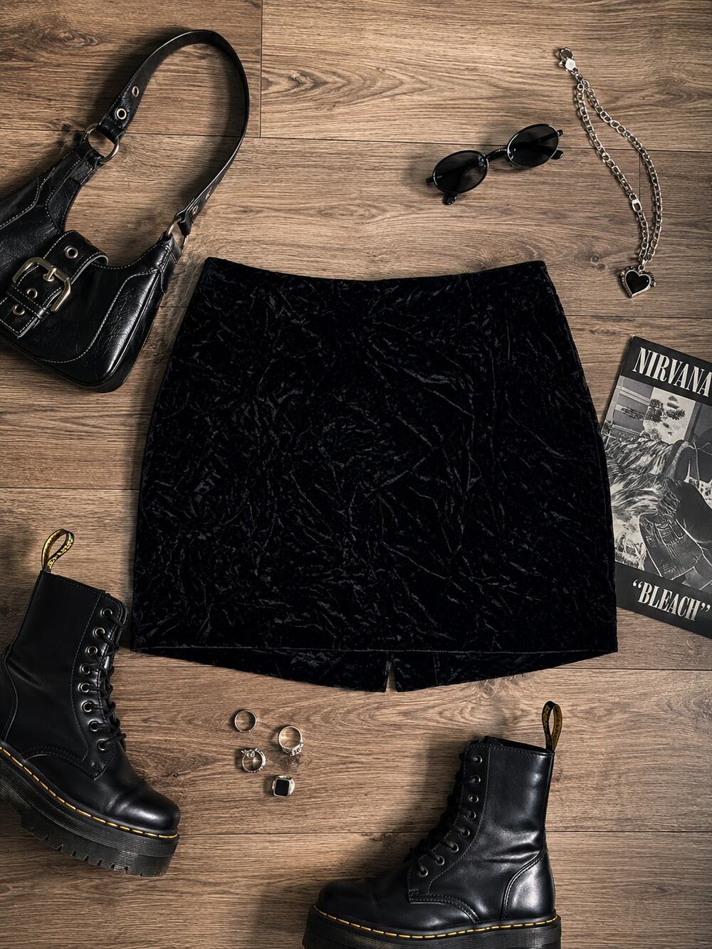Vintage Hugo Buscati Black Crushed Velvet Mini Skirt Made in Italy Women's 12